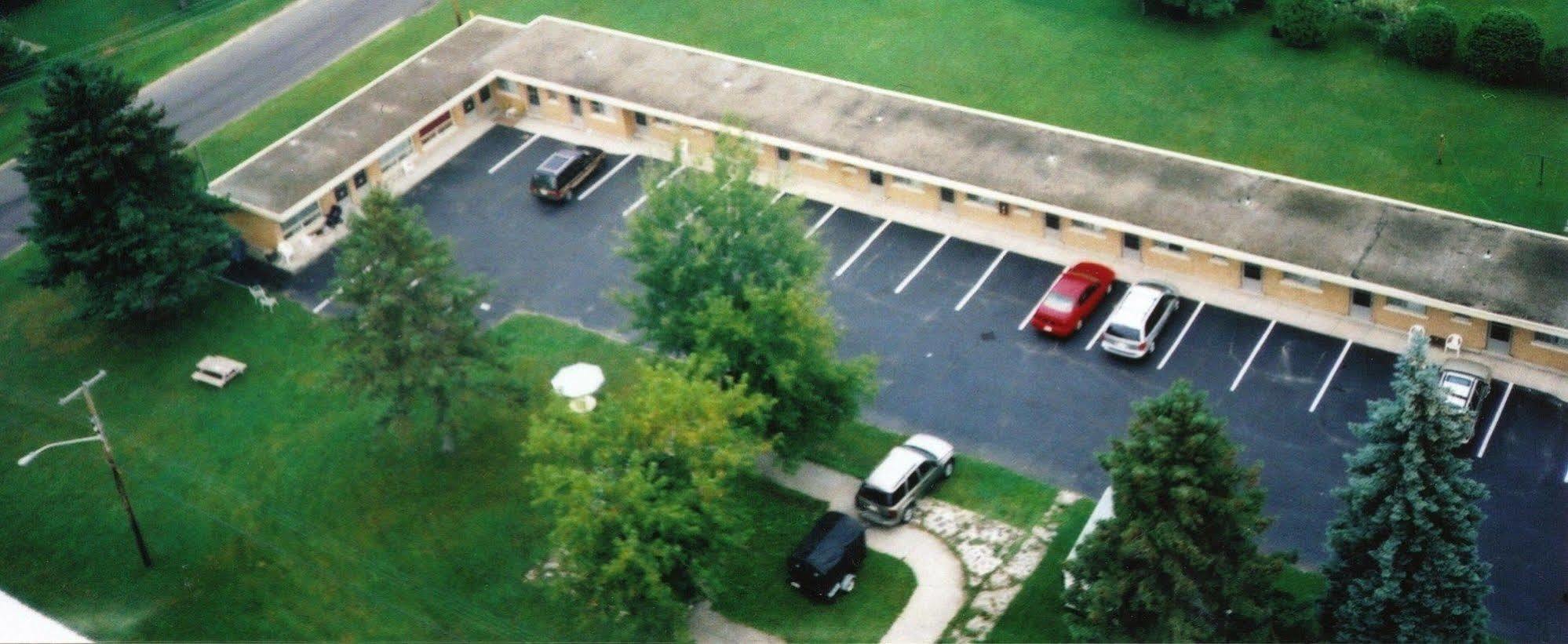 Walkerton Inn Motel Extérieur photo